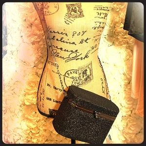 Crossbody purse